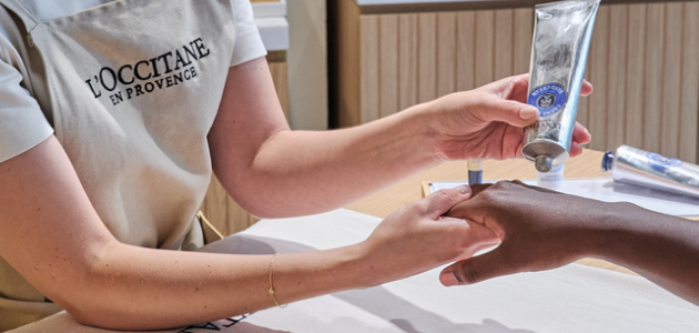 COMPLIMENTARY HAND MASSAGE