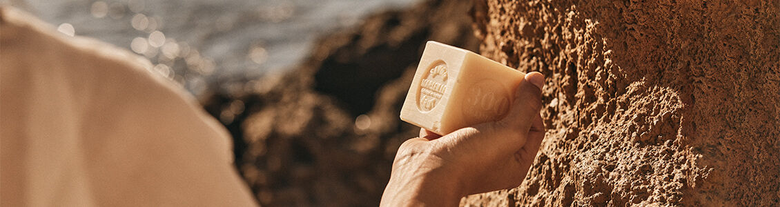 L'OCCITANE Bonne Mere extra Pure Soap