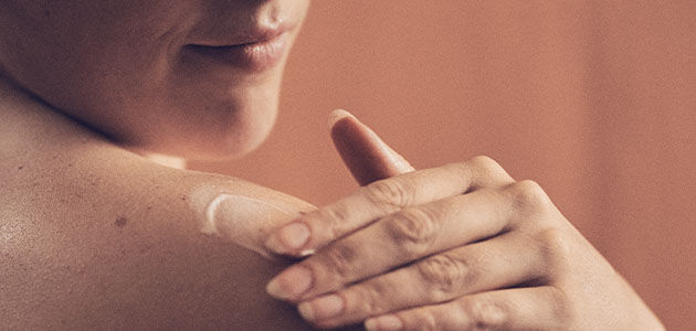 The Benefits of Shea Butter for
Scars and Stretch Marks