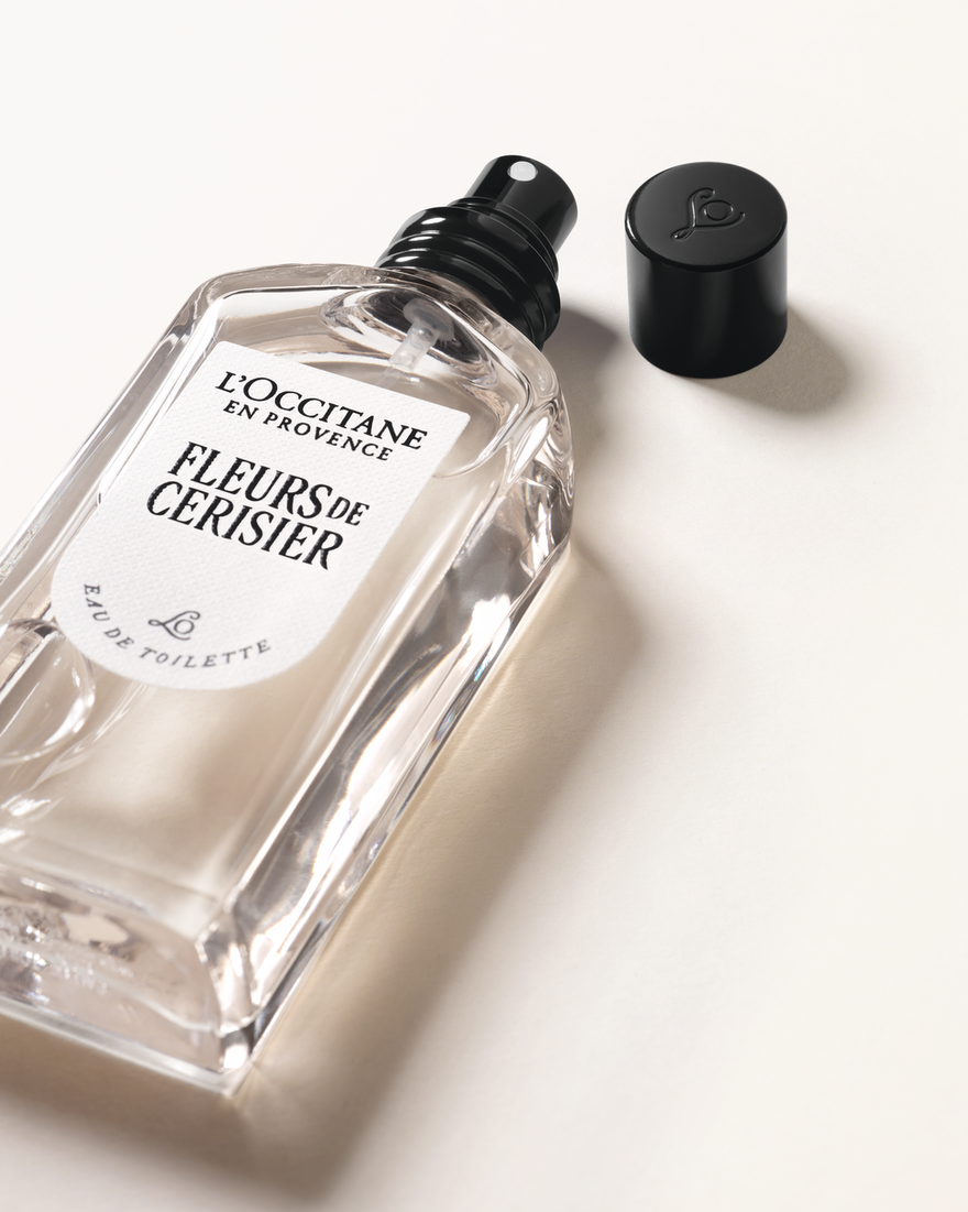 view 2/7 of Fleurs de Cerisier Eau de Toilette, , RECT